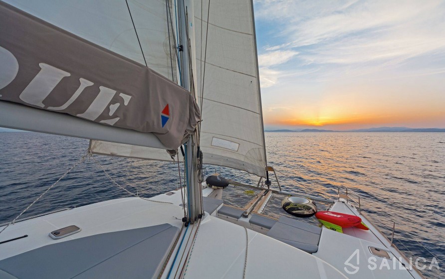 Lagoon 500 - Yacht Charter Sailica
