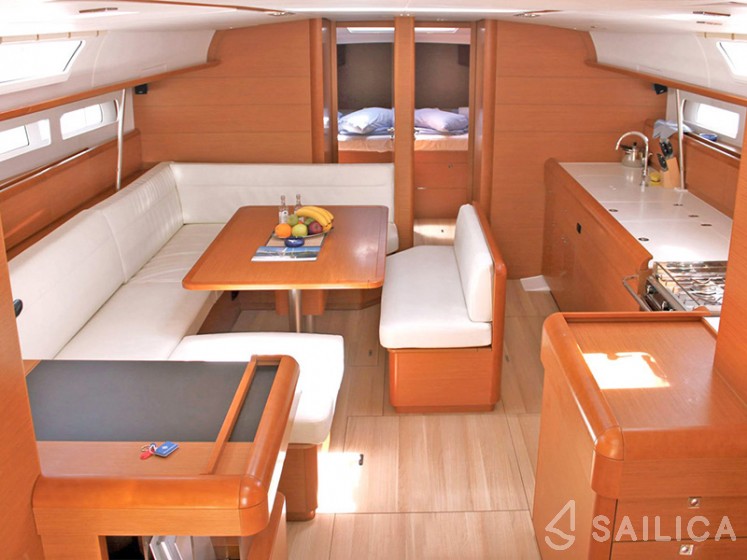 Sun Odyssey 509 - Yacht Charter Sailica