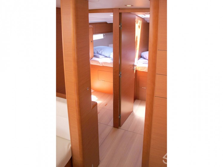 Sun Odyssey 509 - Yacht Charter Sailica