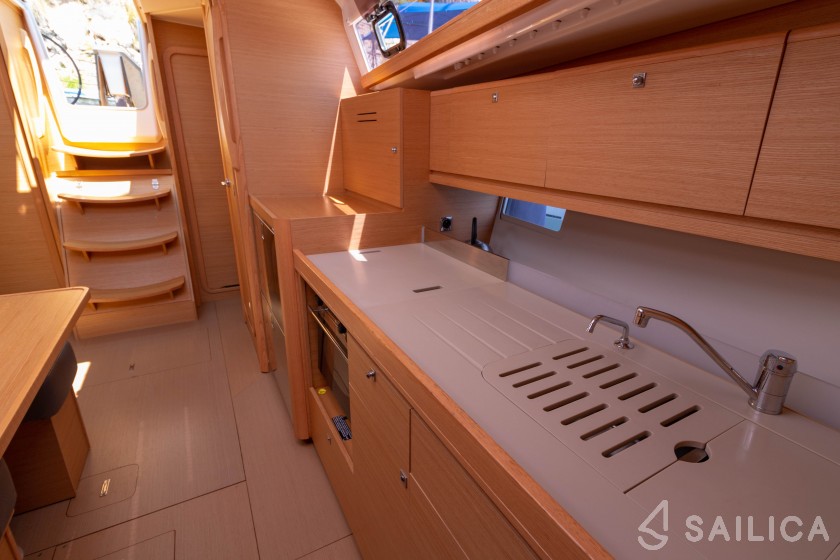 Dufour 382 Grand Large - Yacht Charter Sailica