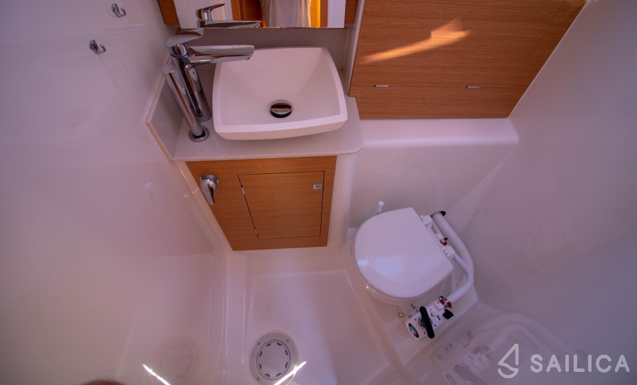 Dufour 382 Grand Large - Yacht Charter Sailica