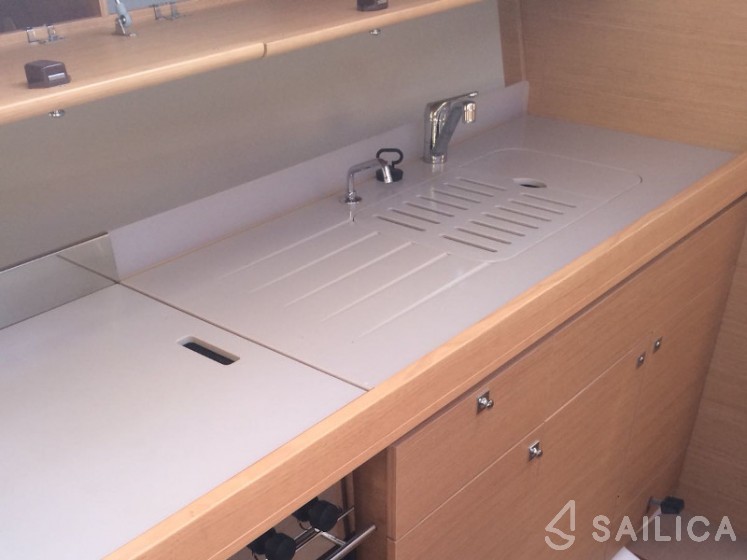 Dufour 382 Grand Large - Yacht Charter Sailica