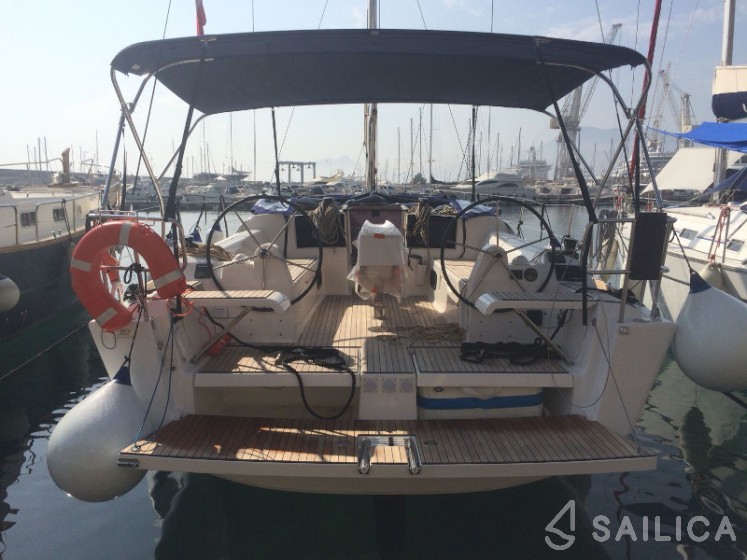 Dufour 382 Grand Large - Yacht Charter Sailica