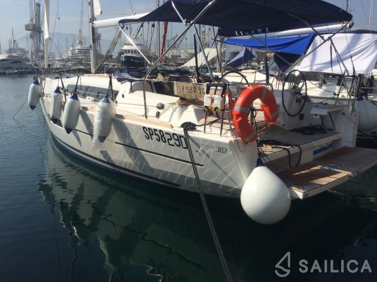 Dufour 382 Grand Large - Yacht Charter Sailica