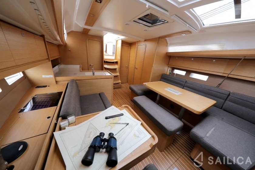 Dufour 412 GL - Yacht Charter Sailica
