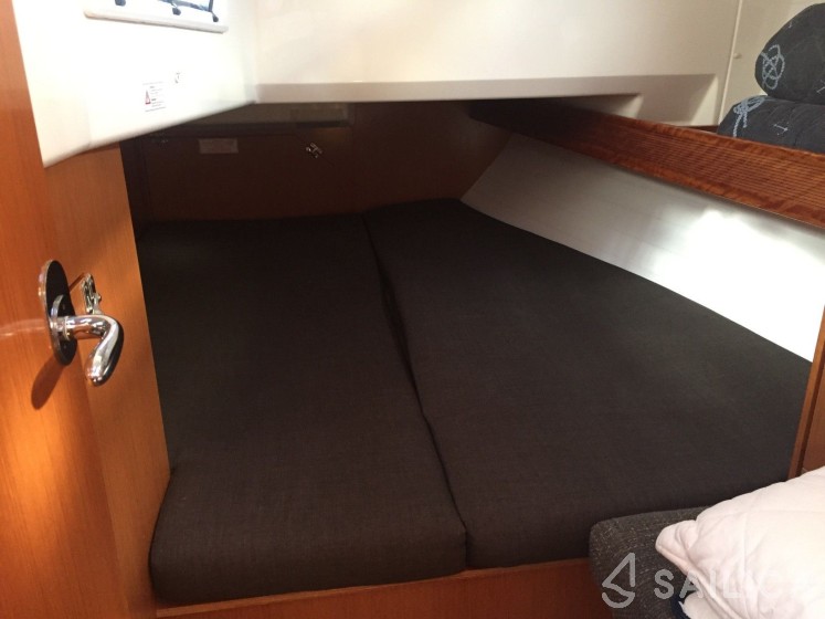 Bavaria 40 Cruiser S - Yacht Charter Sailica
