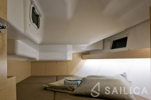 Elan 40 Impression - Yacht Charter Sailica