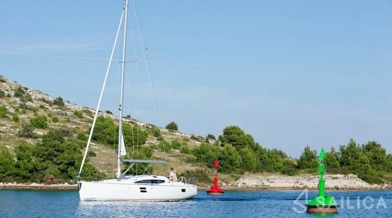 Elan 40 Impression - Yacht Charter Sailica