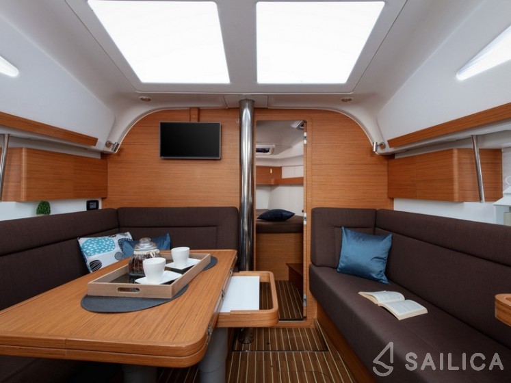 Elan 40 Impression - Yacht Charter Sailica