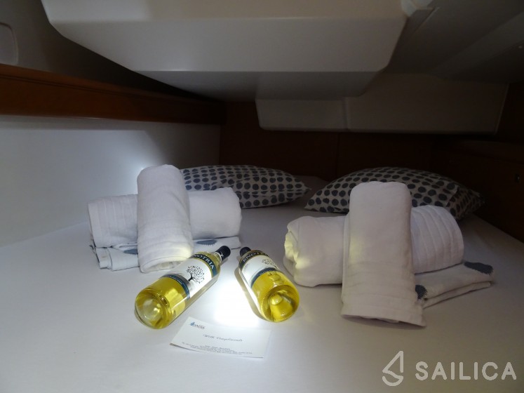 Sun Odyssey 469 - Yacht Charter Sailica