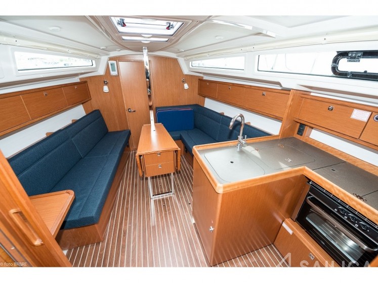 Bavaria 34 Cruiser - Yacht Charter Sailica