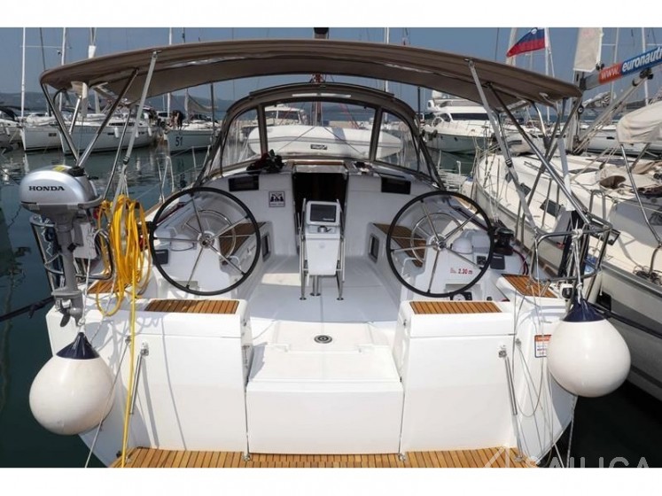 Sun Odyssey 449 - Yacht Charter Sailica