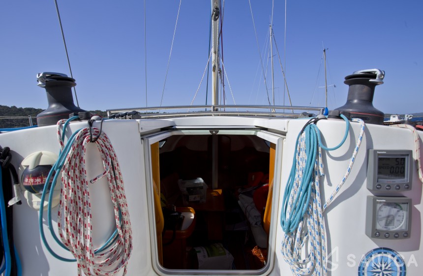 First 31.7 - Yacht Charter Sailica