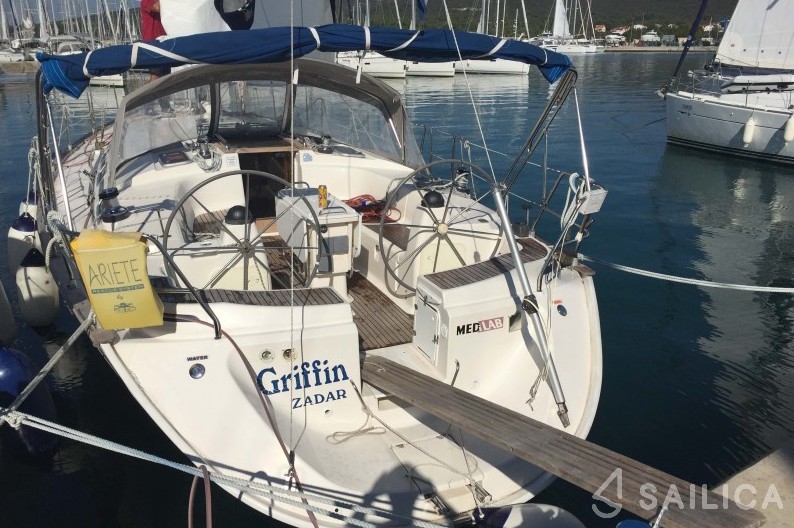 Bavaria 44 - Yacht Charter Sailica