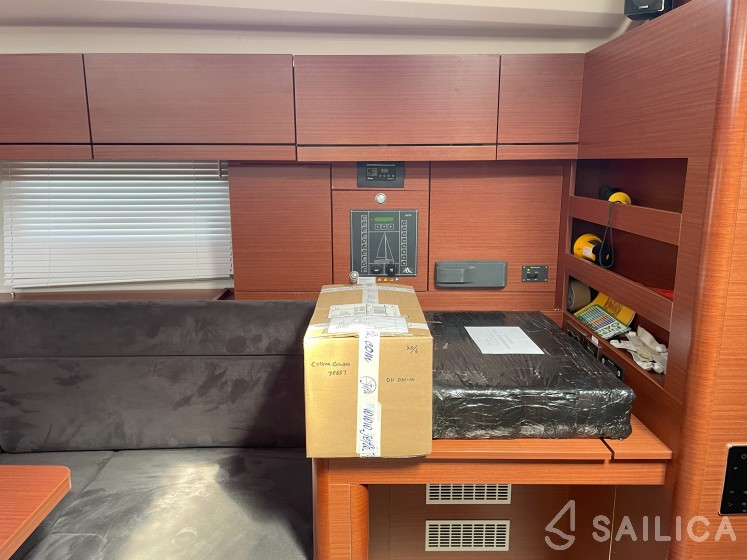 Hanse 508 - Yacht Charter Sailica