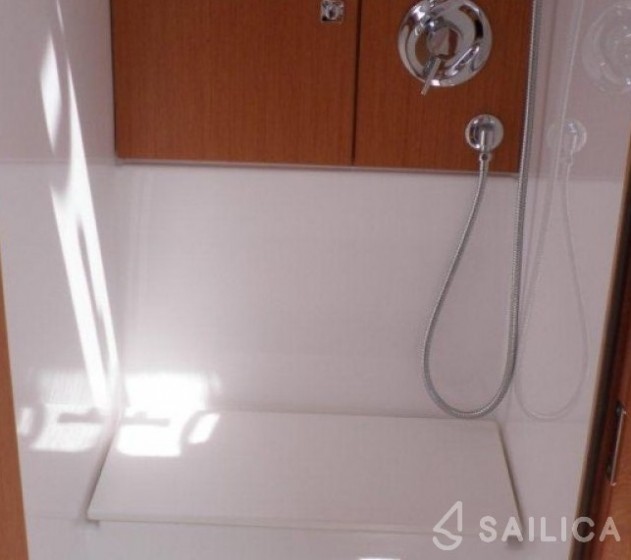 Bavaria Cruiser 51 - Yacht Charter Sailica