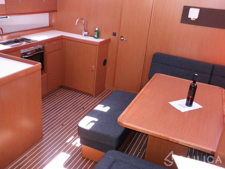 Bavaria Cruiser 51 - Yacht Charter Sailica
