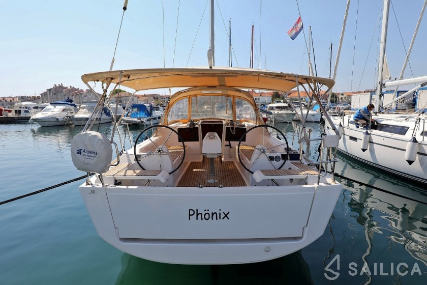 Dufour 382 Grand Large - Yacht Charter Sailica