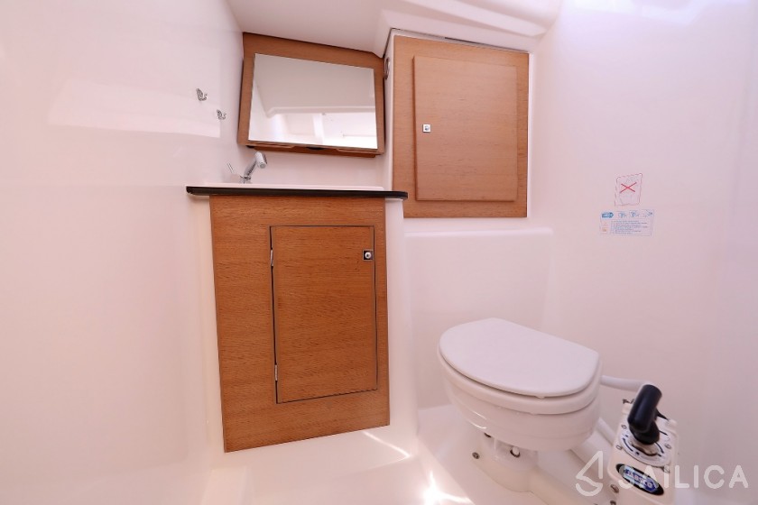 Dufour 382 Grand Large - Yacht Charter Sailica