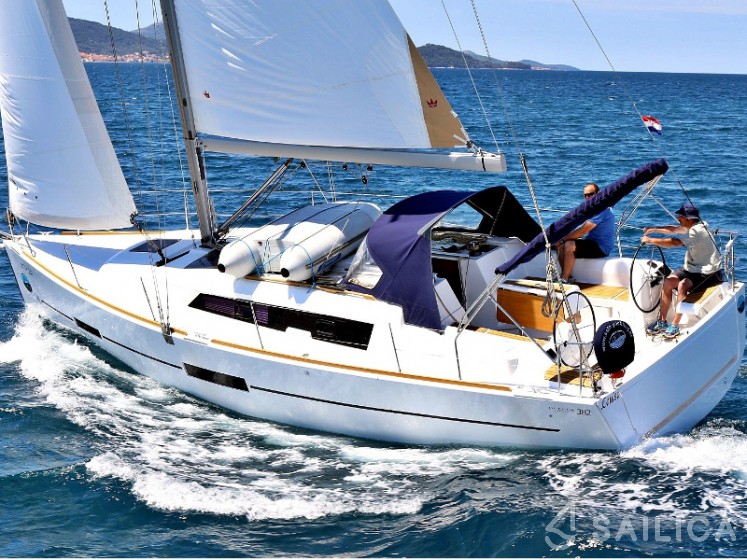 Dufour 382 Grand Large - Yacht Charter Sailica