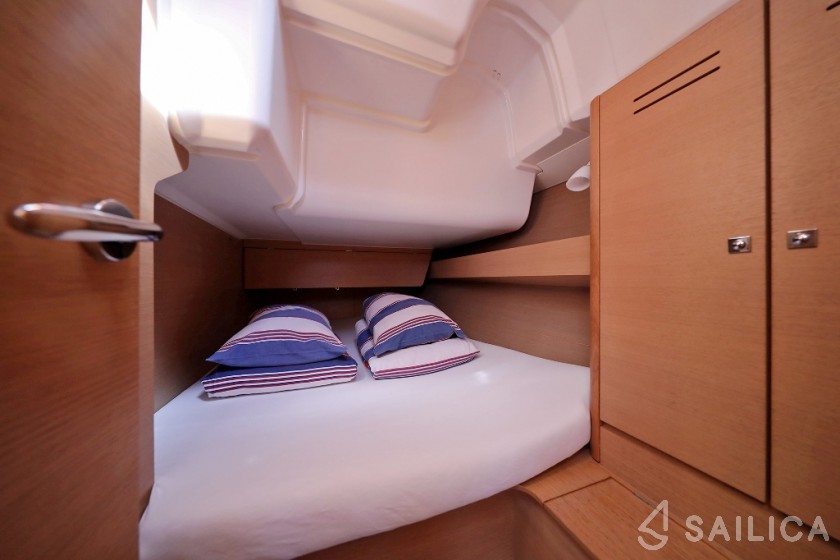 Dufour 382 Grand Large - Yacht Charter Sailica
