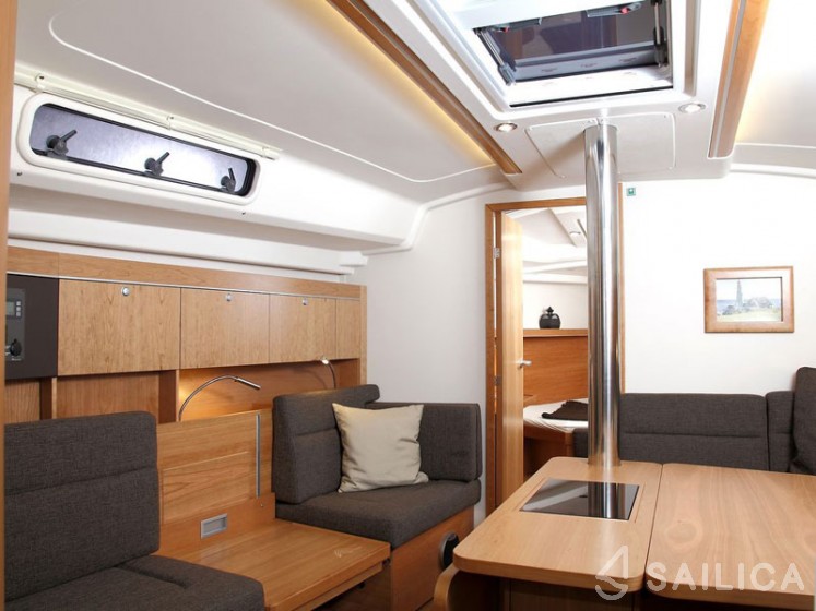 Hanse 415 - Yacht Charter Sailica