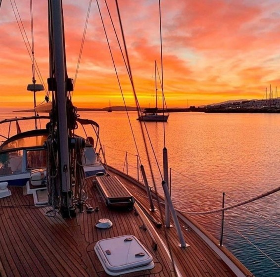 Bavaria Cruiser 37 - Yacht Charter Sailica