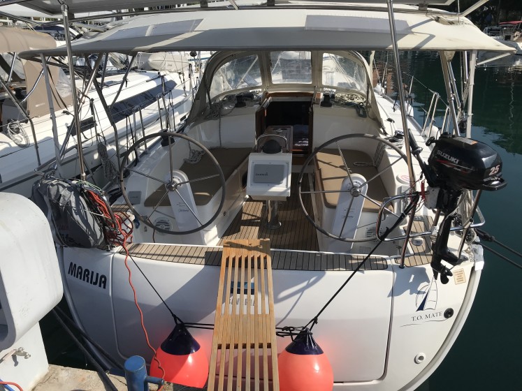Bavaria Cruiser 37 - Yacht Charter Sailica