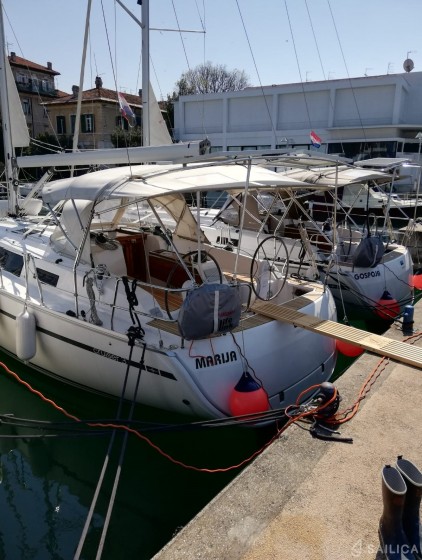 Bavaria Cruiser 37 - Yacht Charter Sailica