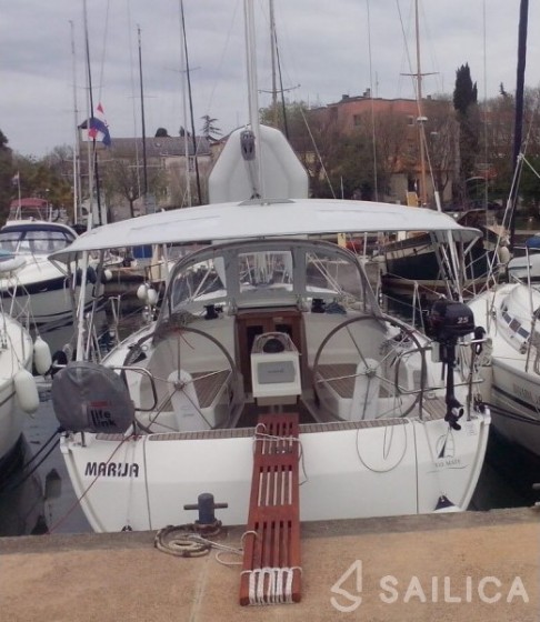 Bavaria Cruiser 37 - Yacht Charter Sailica