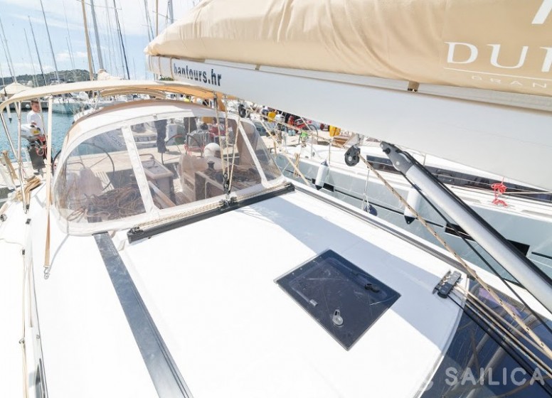 Dufour 410 Grand Large - Yacht Charter Sailica