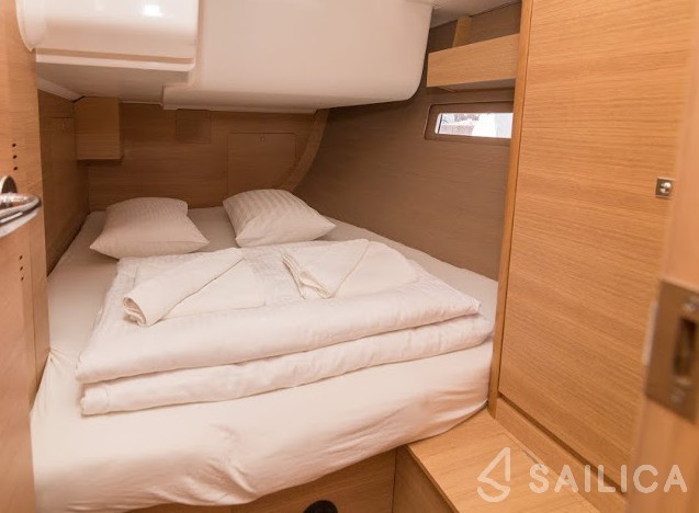 Dufour 410 Grand Large - Yacht Charter Sailica