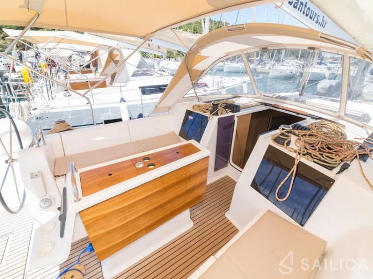 Dufour 410 Grand Large - Yacht Charter Sailica