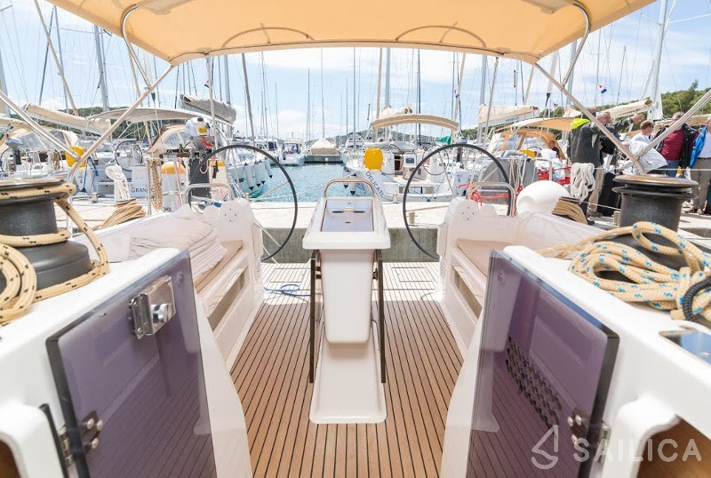 Dufour 410 Grand Large - Yacht Charter Sailica
