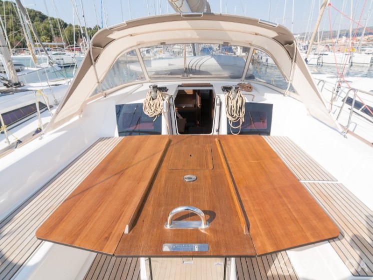 Dufour 500 Grand Large - Yacht Charter Sailica