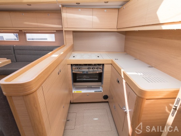 Dufour 500 Grand Large - Yacht Charter Sailica