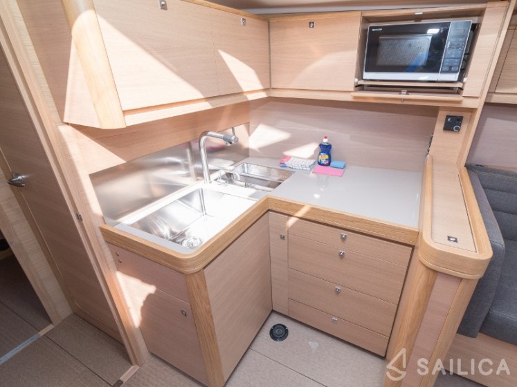 Dufour 500 Grand Large - Yacht Charter Sailica