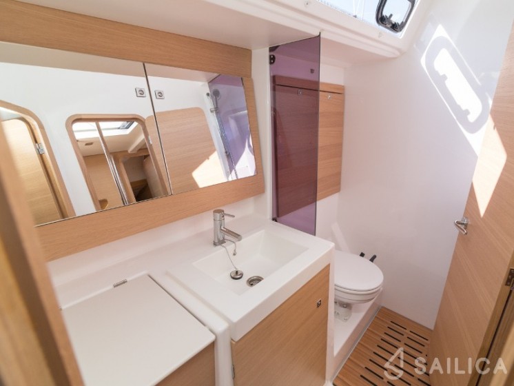 Dufour 500 Grand Large - Yacht Charter Sailica