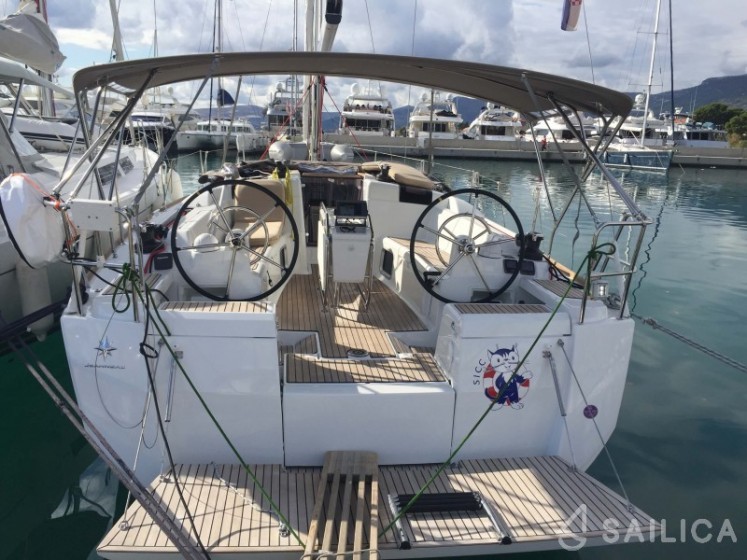 Sun Odyssey 419 - Yacht Charter Sailica