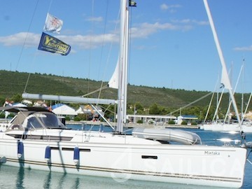 Sun Odyssey 509 - Yacht Charter Sailica