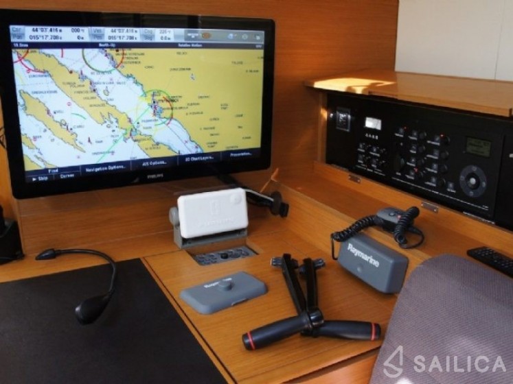 Sun Odyssey 509 - Yacht Charter Sailica