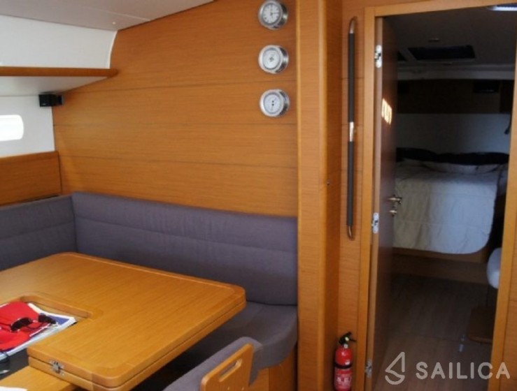 Sun Odyssey 509 - Yacht Charter Sailica