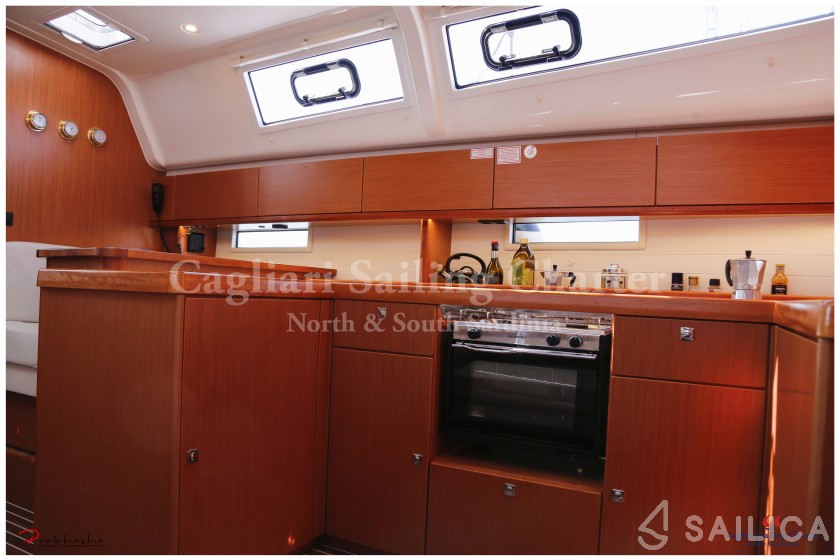 Bavaria Cruiser 51 - Yacht Charter Sailica