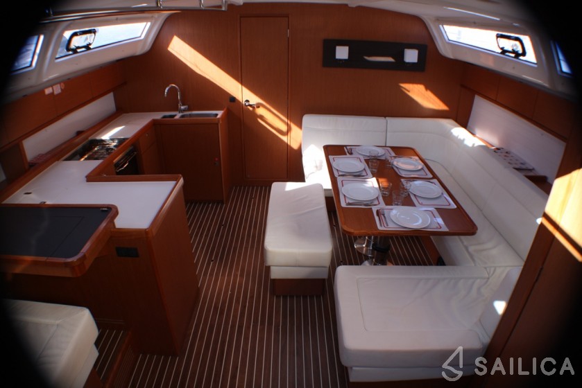 Bavaria Cruiser 51 - Yacht Charter Sailica