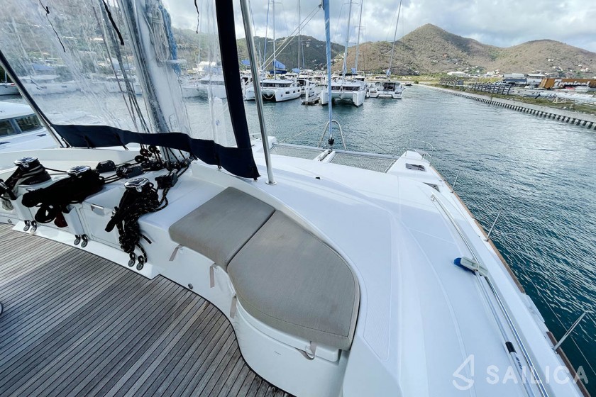 Lagoon 52F - Yacht Charter Sailica