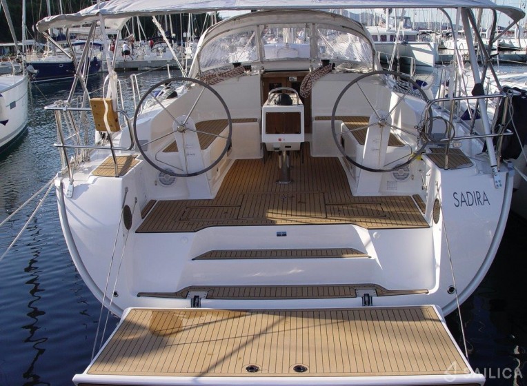 Bavaria 46 Cruiser - Yacht Charter Sailica