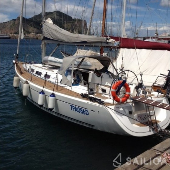 Dufour 40 - Yacht Charter Sailica