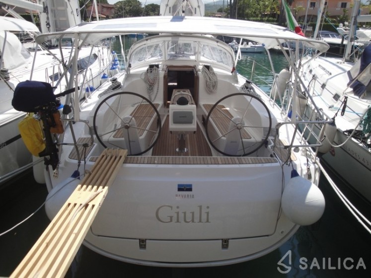 Bavaria Cruiser 41 - Yacht Charter Sailica