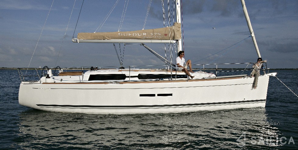 Dufour 375 Grand Large - Yacht Charter Sailica