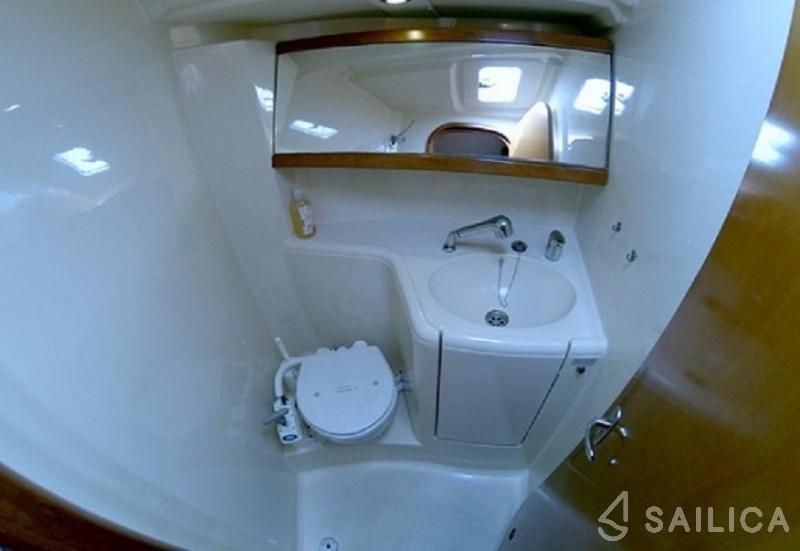 Dufour 385 - Yacht Charter Sailica